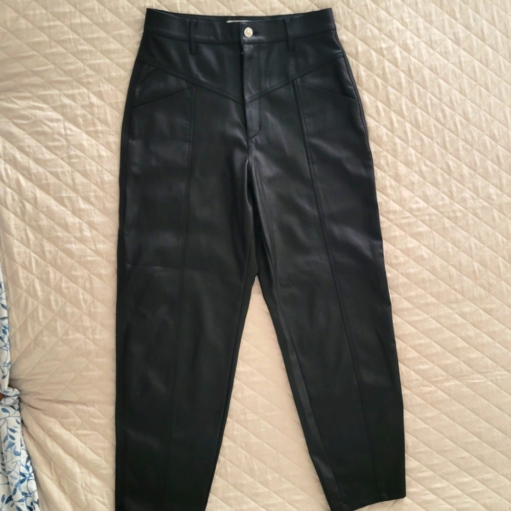Zara faux leather black pants sz 36, USA 4